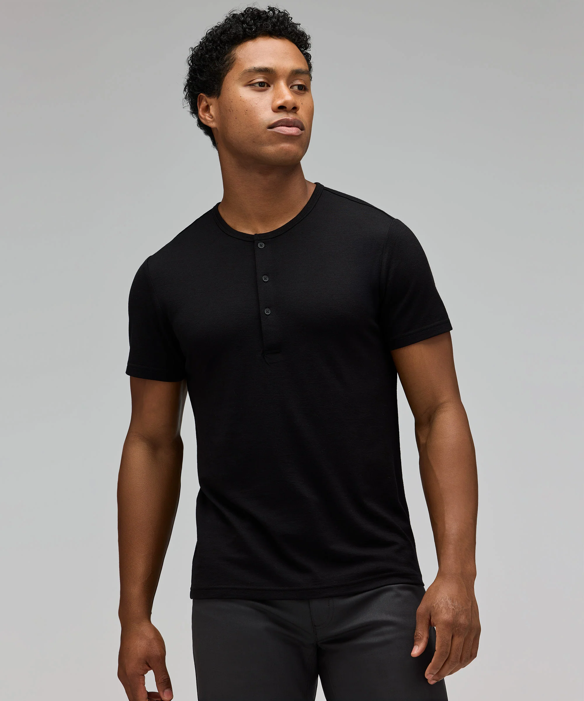 Men's Merino Short Sleeve Henley - Image 18