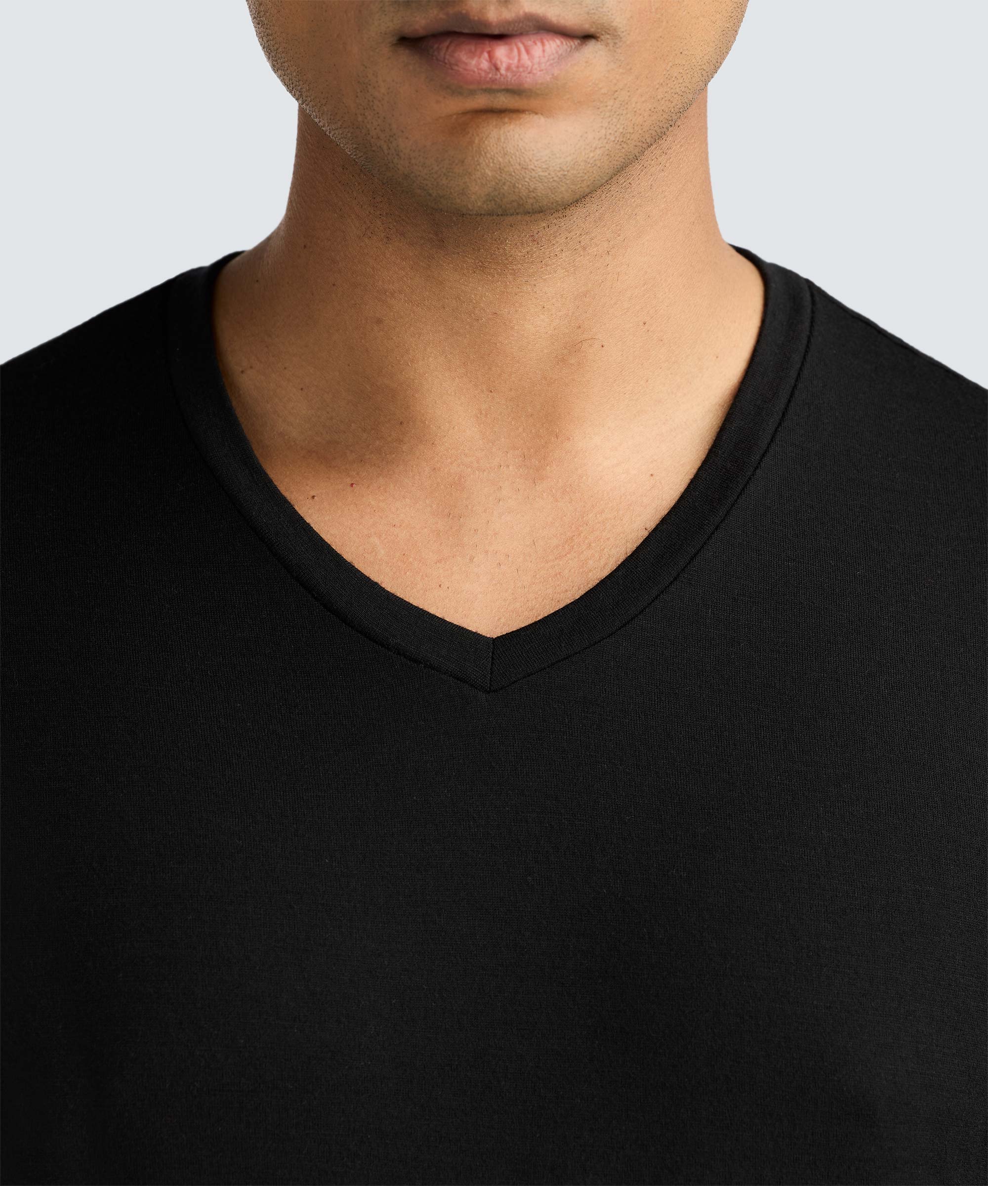 Men's Merino V-Neck T-Shirt - Image 3