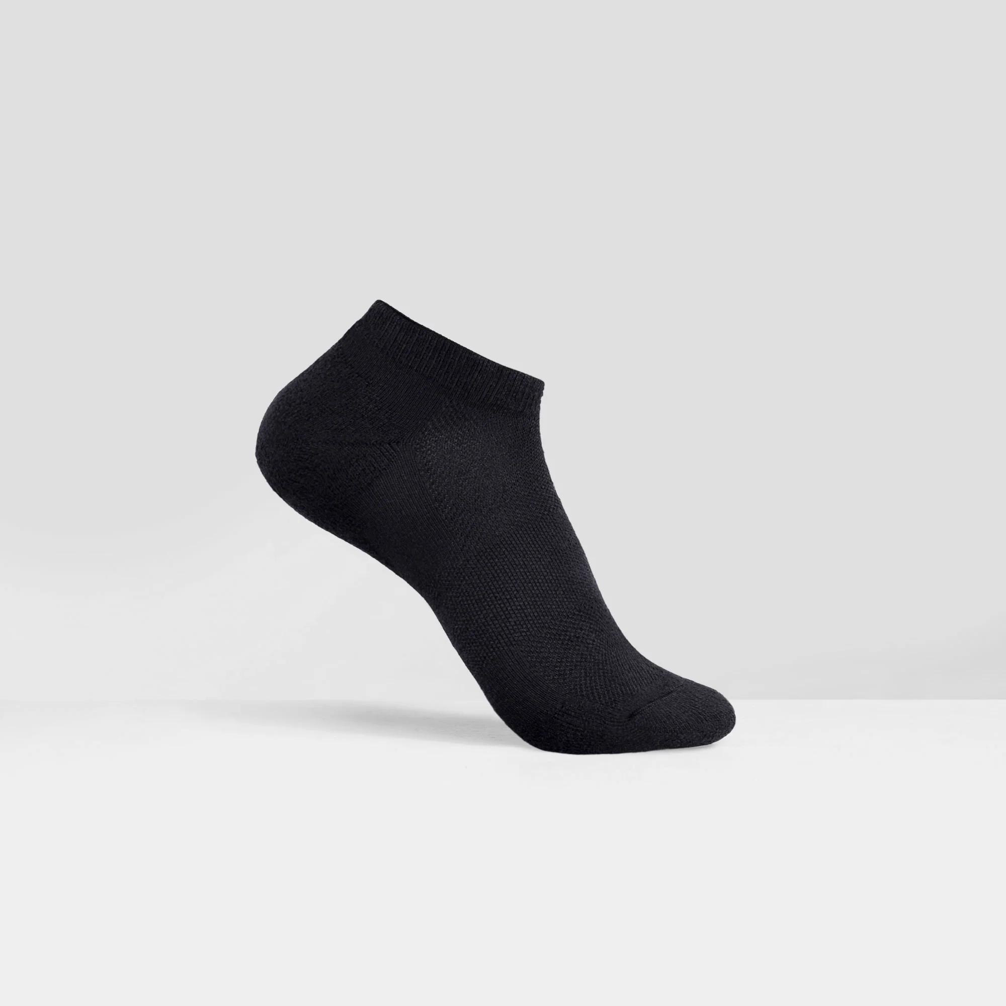 Women's 3 Pack // Ankle Socks - Image 3