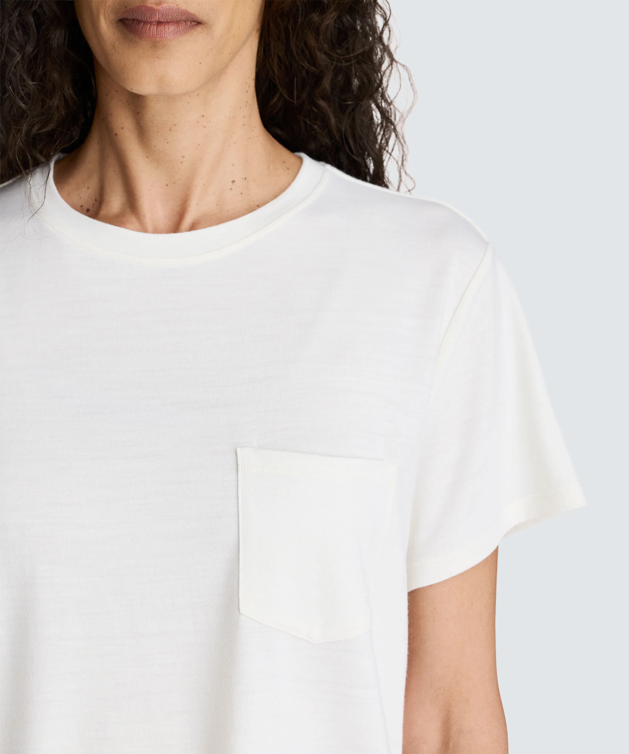 Women's Merino Boxy Pocket Tee - Image 3