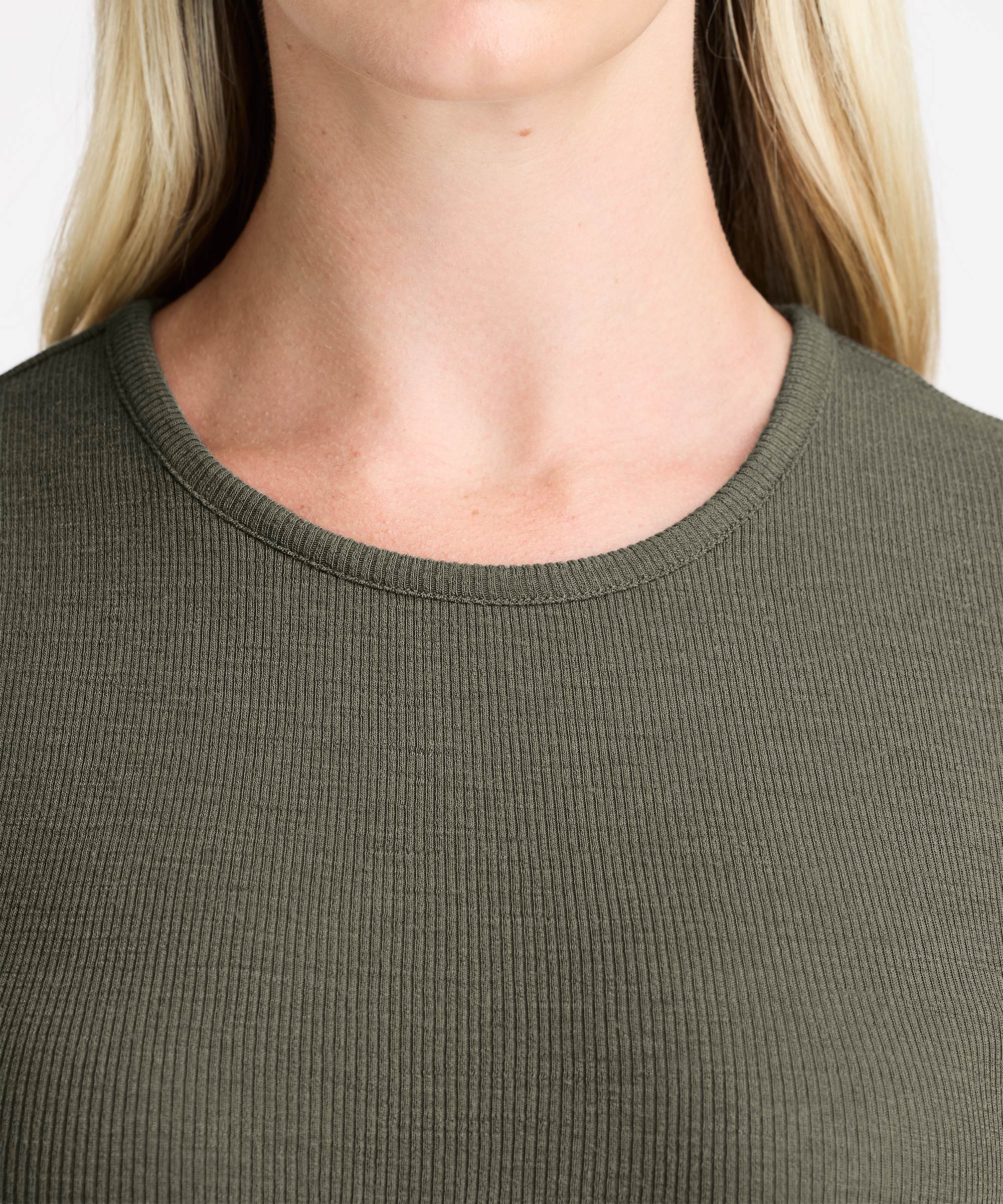 Women's Rib Fitted Crew Neck T-Shirt - Image 14