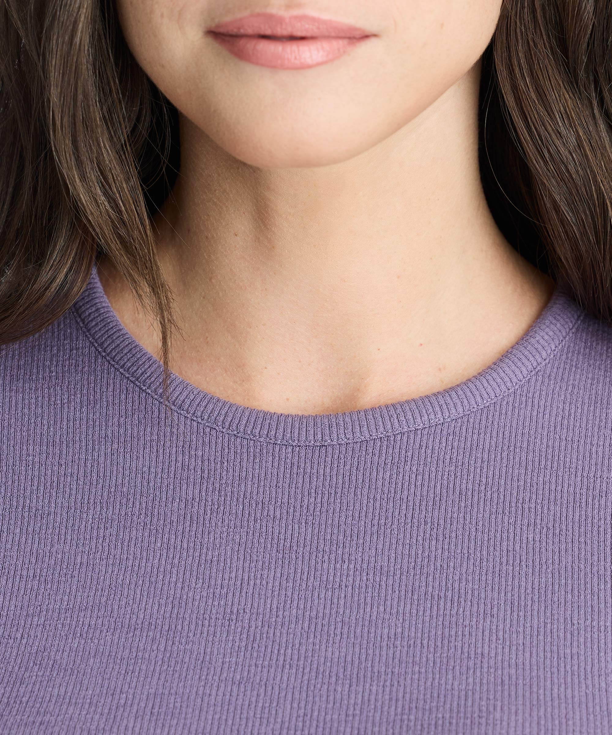 Women's Rib Fitted Crew Neck T-Shirt - Image 4