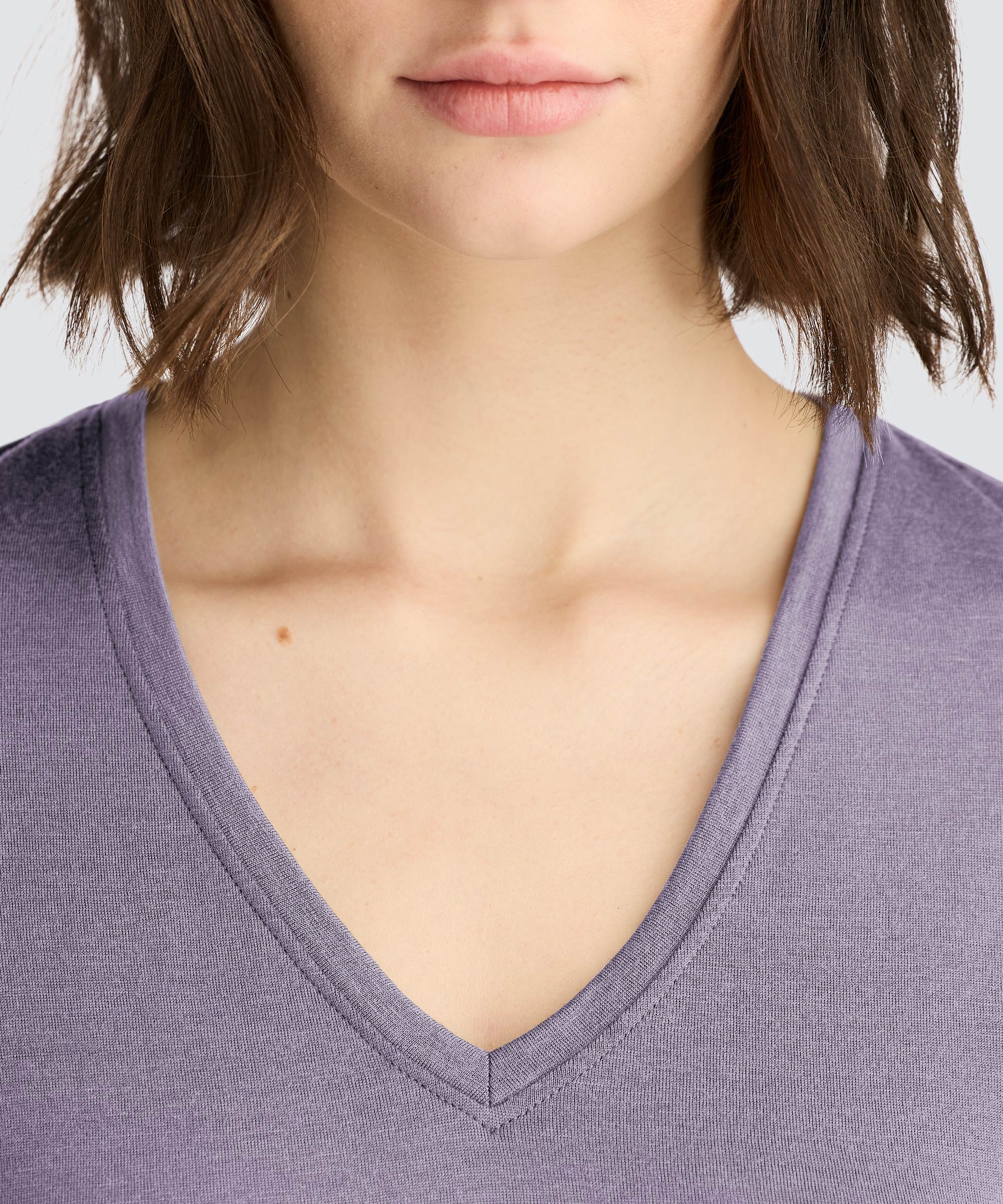 Women's Merino V-Neck T-Shirt - Image 15