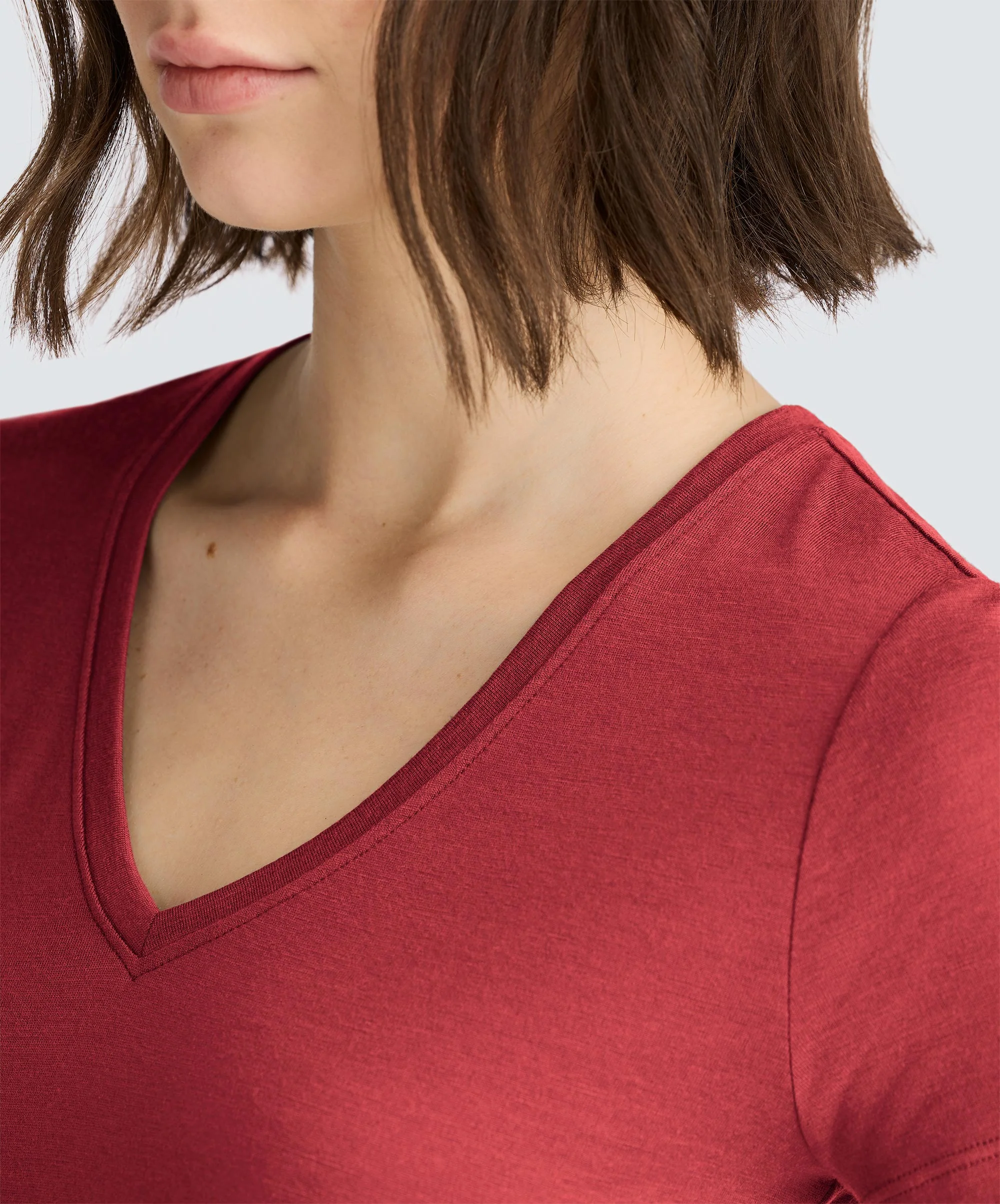 Women's Merino V-Neck T-Shirt - Image 45