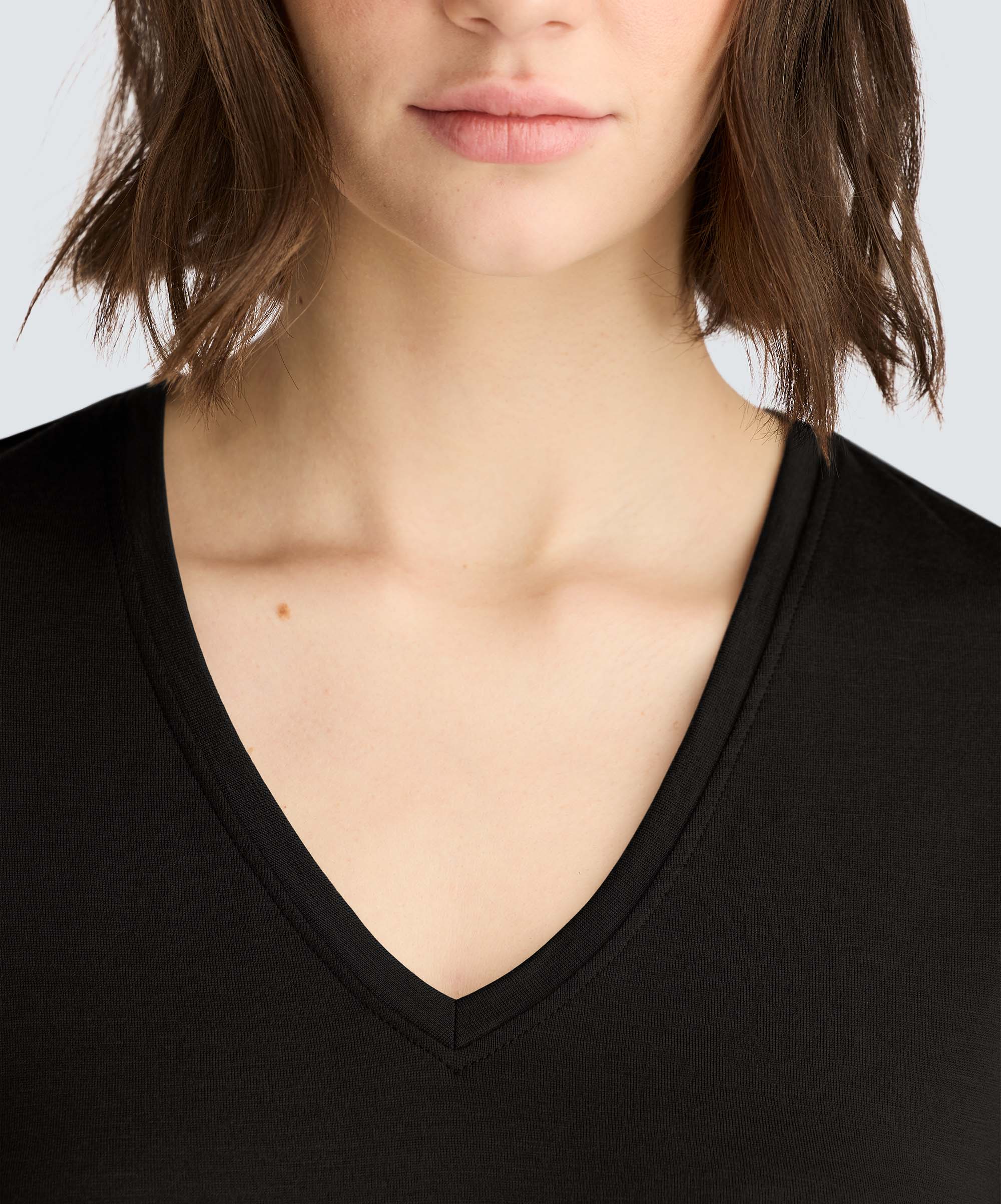 Women's Merino V-Neck T-Shirt - Image 49