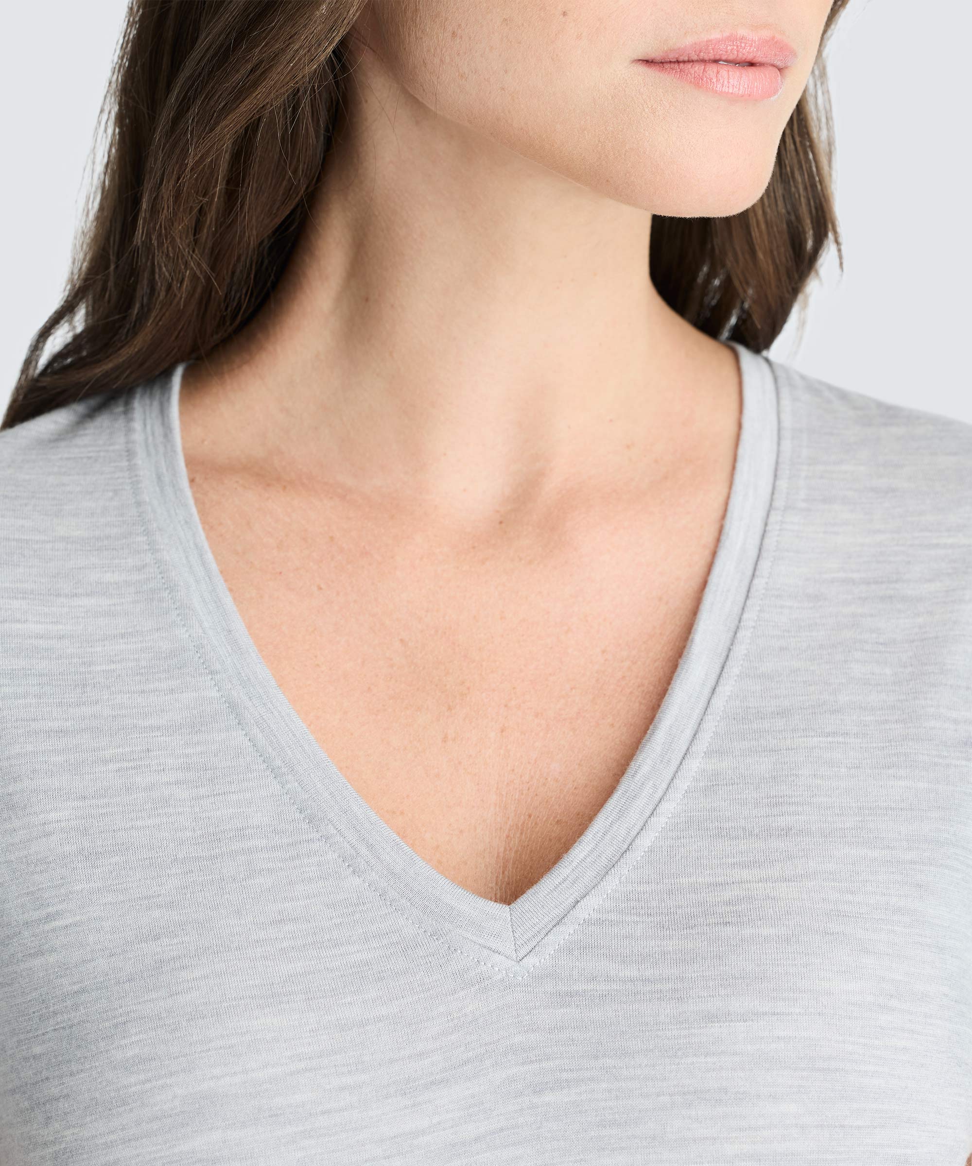 Women's Merino V-Neck T-Shirt - Image 8