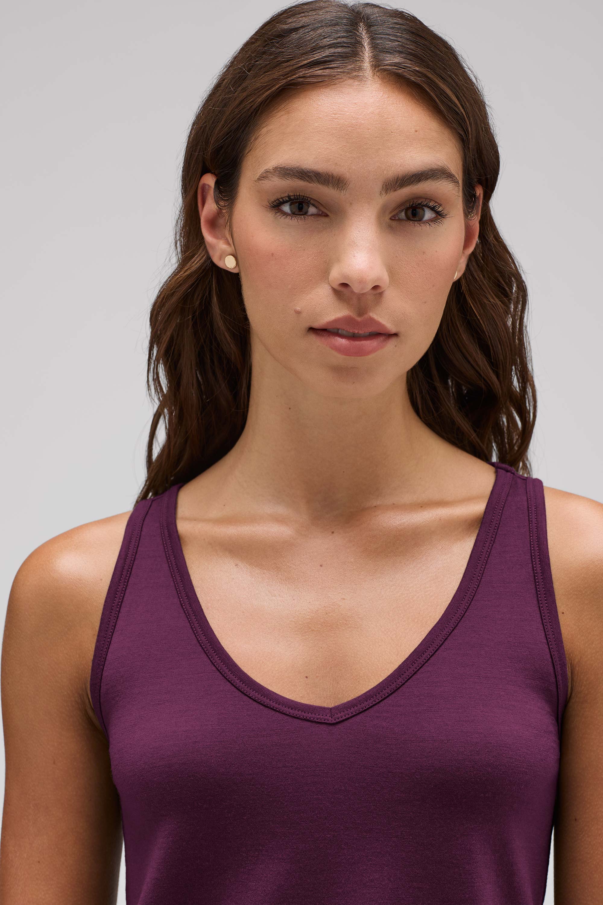 Women's Relaxed Merino V-Neck Tank - Image 25