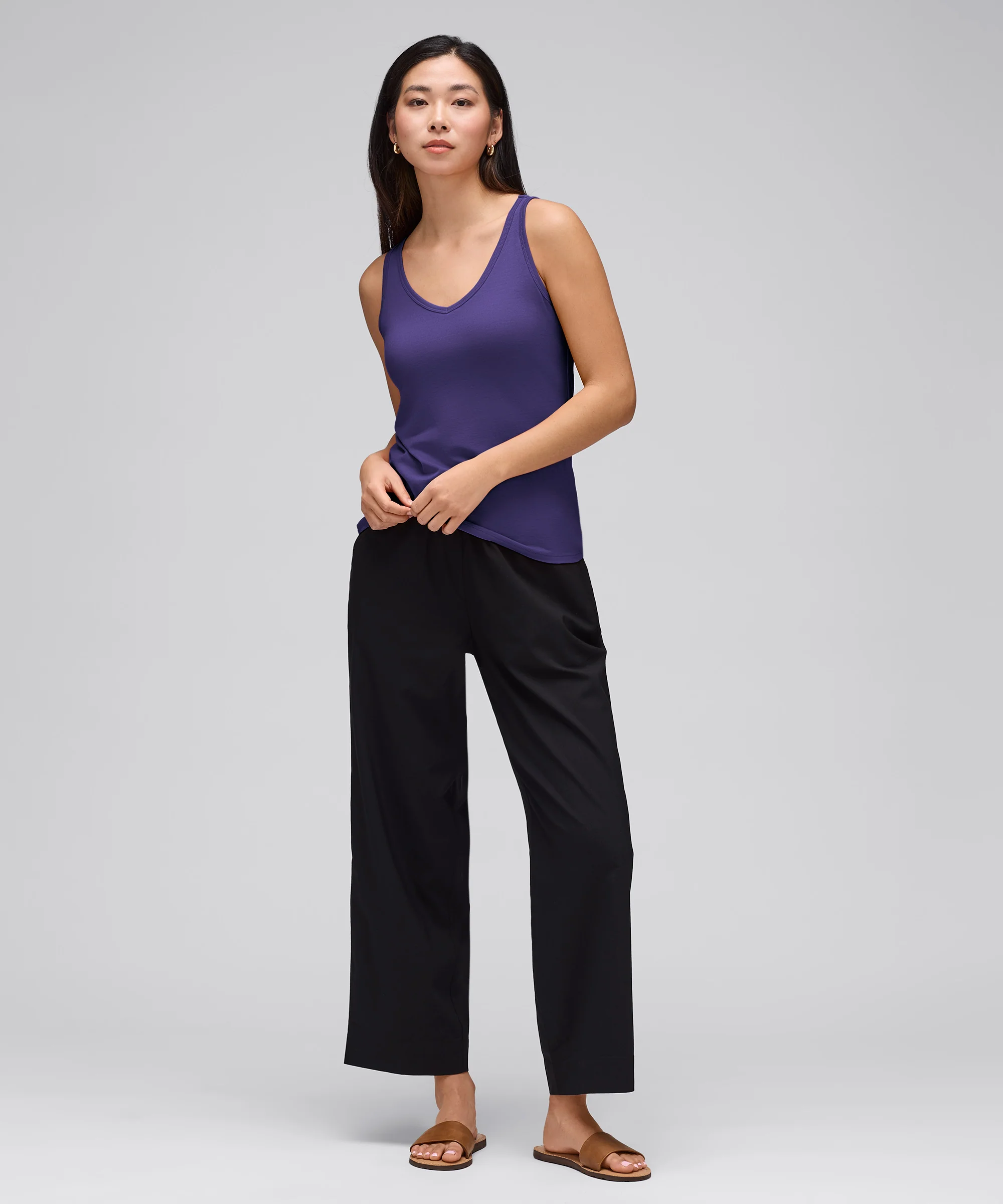 Women's Relaxed Merino V-Neck Tank - Image 36