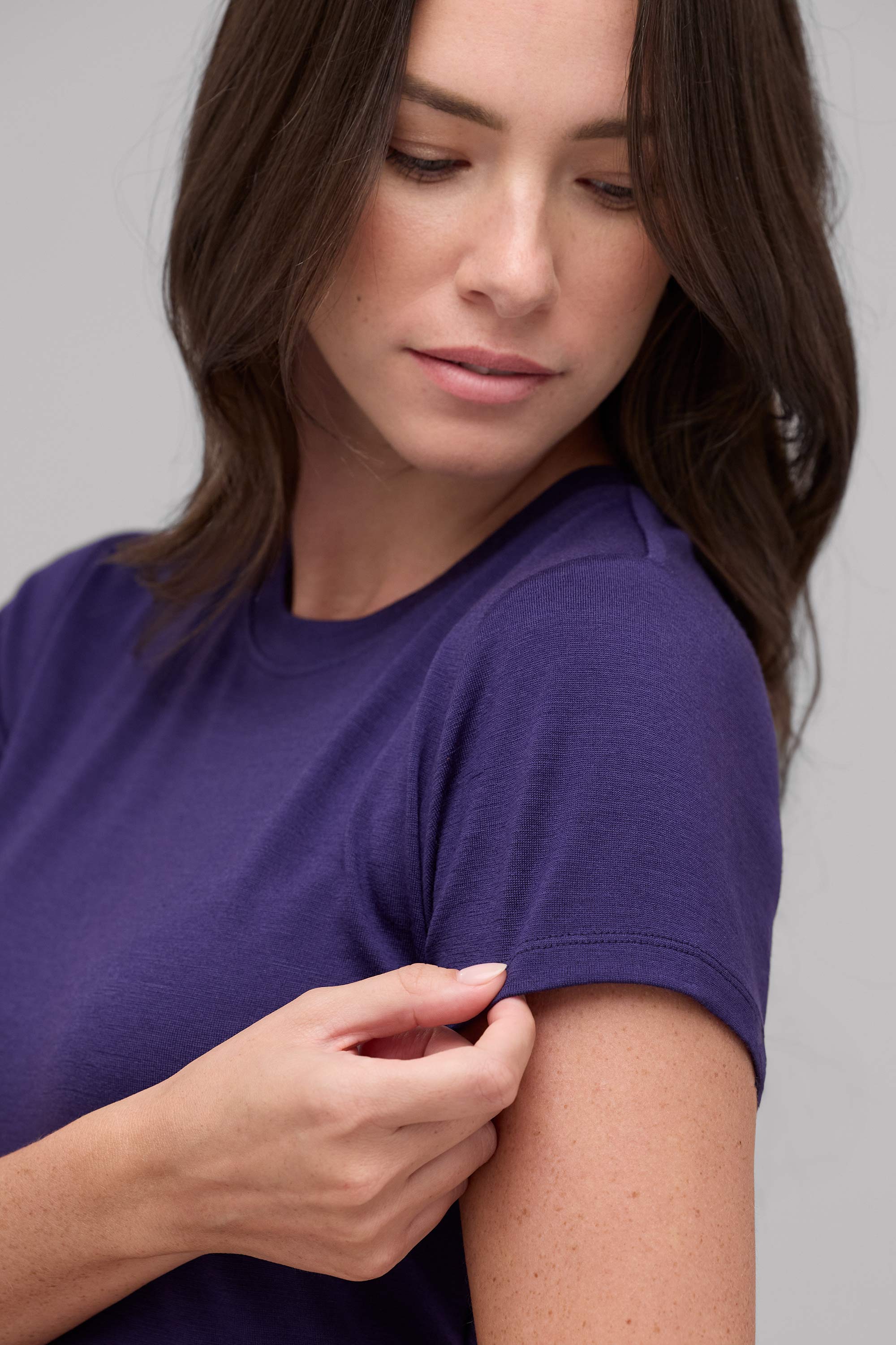 Women's Slim Merino Crew Neck T-Shirt - Image 45